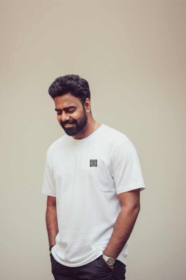 men's 240 gsm oversized white t shirt